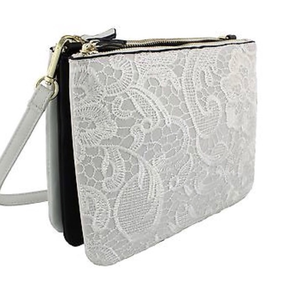 Cute Lace Crossbody - Picture 6 of 6
